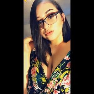 Meet your Posher, Alba